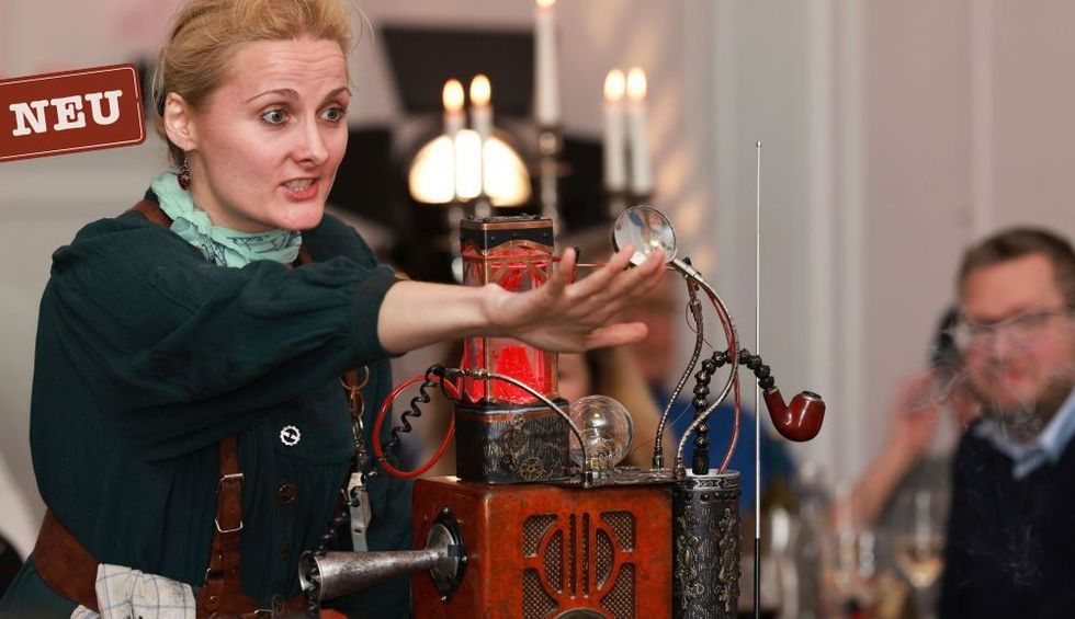 Phoebe erklärt verrückte Deduktions-Maschine